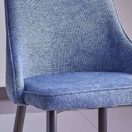 Juego de 4 Sillas Tapizadas en Tela Gris Repelente al Agua con Patas Metálicas en Acabado Negro - Medidas 96x56x40 cm