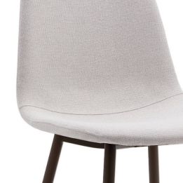 Pack de 4 Sillas con Estructura Tapizada en Tela Beige Claro, Patas Metálicas con Acabado Negro, Medidas 44x53x86 cm