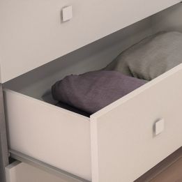Cómoda con 3 Cajones, para Dormitorio, Acabado en Color Cemento Blanco, Medidas: 80 cm (Ancho) x 70 cm (Alto) x 48 cm (Fondo)